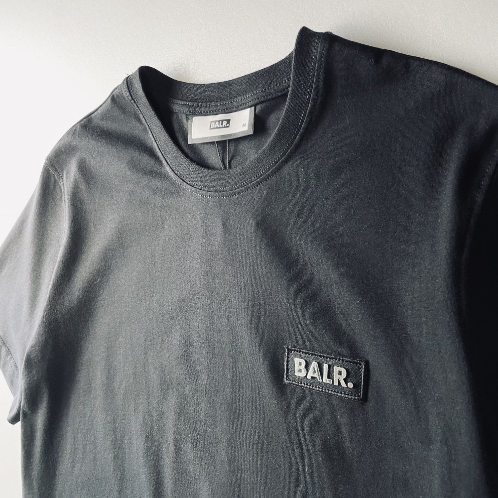 BALR Olaf Straight Felt Badge Logo T-Shirt画像5