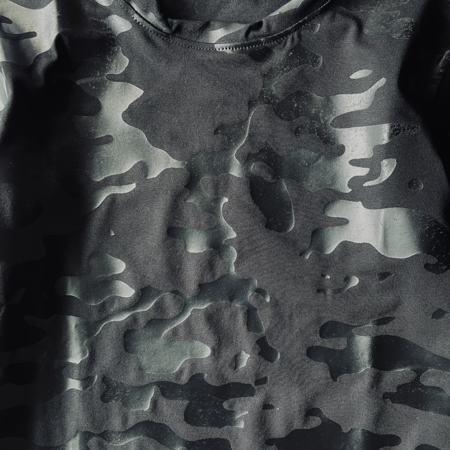 USUALIS STEALTH CAMO PRINT L/S TEE [SLIM FIT]画像4